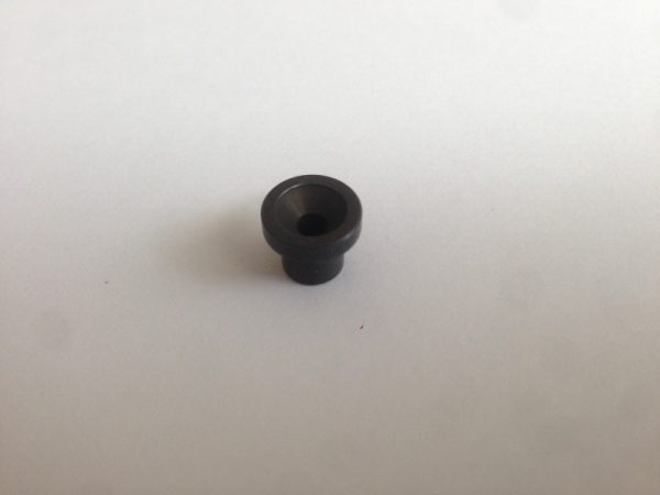 Mounting flange for bearing DURAL piston head