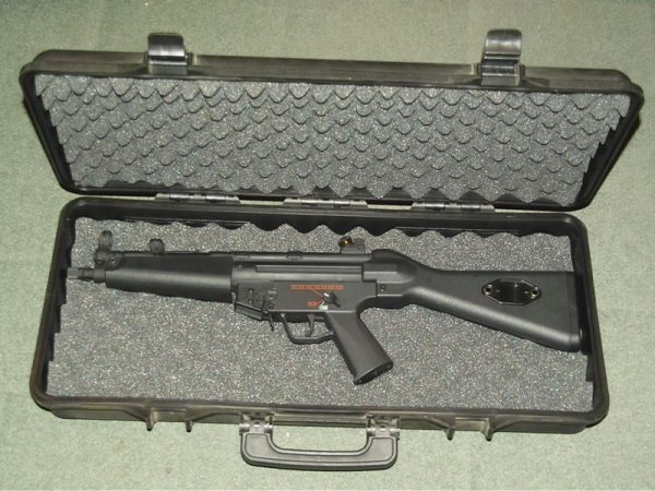 68,5cm Plastic Carrying Case