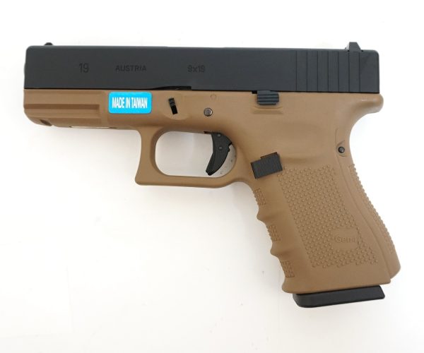 WE GBB Gas Pistol R19 Gen4 - Black/Tan WE GBB Gas Pistol R19 Gen4 - Black/Tan