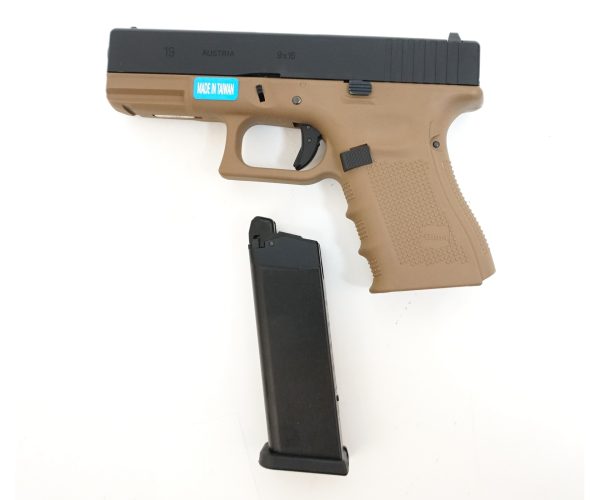 WE GBB Gas Pistol R19 Gen4 - Black/Tan WE GBB Gas Pistol R19 Gen4 - Black/Tan