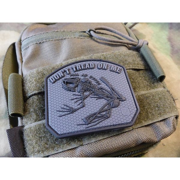 3D gumová nášivka DON´T TREAD ON ME - FROG Patch - Grey
