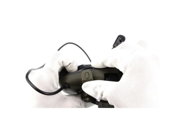 EARMOR M16A Helmet Adapters for M32 PLUS Headset, ARC Mount - Coyote Brown EARMOR M16A Helmet Adapters for M32 PLUS Headset, ARC Mount - Coyote Brown