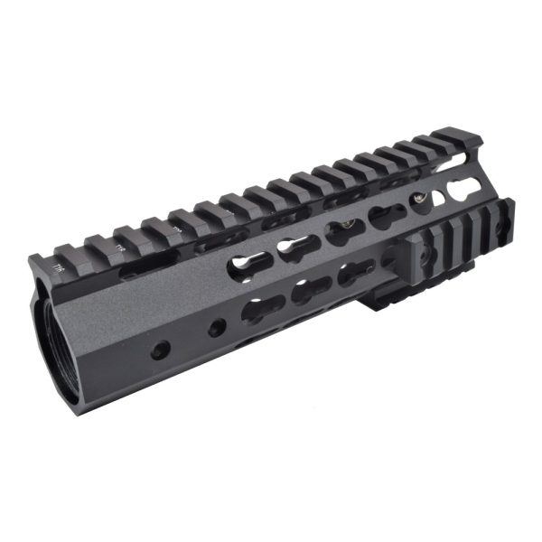 JS-TACTICAL PARAMANO KEYMOD SLIM 7 POLLICI PER M4 (JS-KM7) JS-TACTICAL PARAMANO KEYMOD SLIM 7 POLLICI PER M4 (JS-KM7)