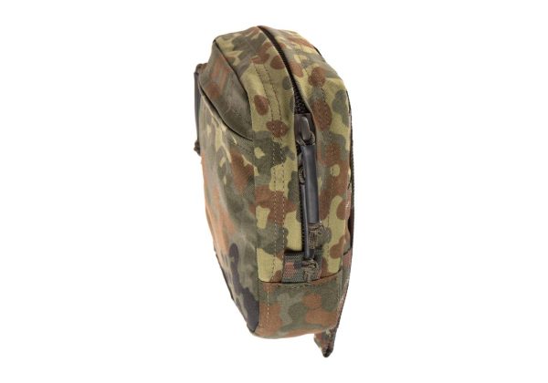 Clawgear Medium Vertical Utility Pouch Zipped Core Flecktarn