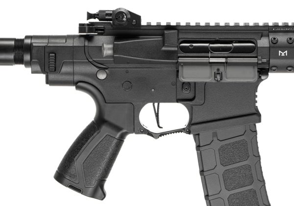 CM16 SRF 16 Inch Black